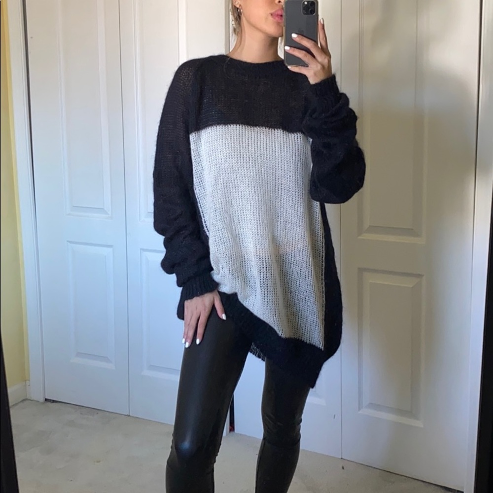 Black Odeur Studio knit